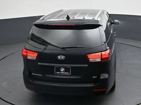 Used 2016 Kia Sedona SX FWD image 26