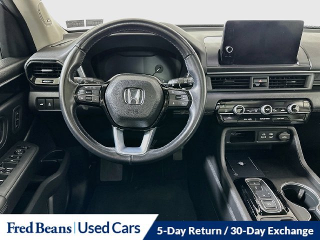 Used 2023 Honda Pilot Touring image 30