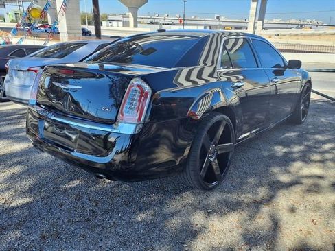 Used 2014 Chrysler 300 Uptown Edition w/ Quick Order Package 22M RWD image 4