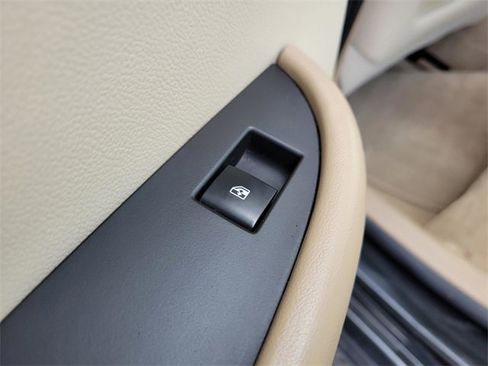 Used 2015 Cadillac ATS Luxury w/ Sun And Sound Package image 21