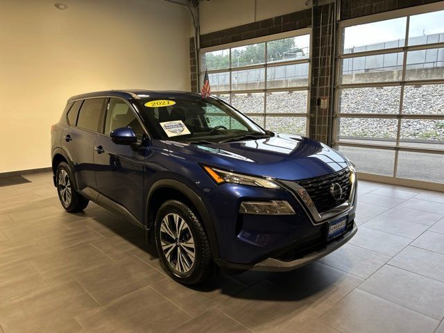 Used 2021 Nissan Rogue SV FWD image 5