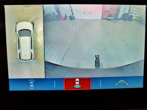 Used 2019 Chevrolet Traverse Premier w/ Redline Edition image 5