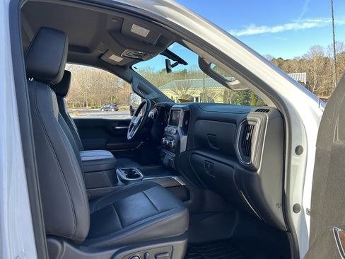 Used 2023 GMC Sierra 3500 SLT w/ SLT Premium Package image 44