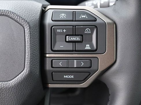 Used 2025 Toyota Land Cruiser w/ Premium Package image 20