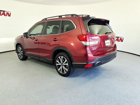 Used 2024 Subaru Forester Limited AWD/4WD image 7