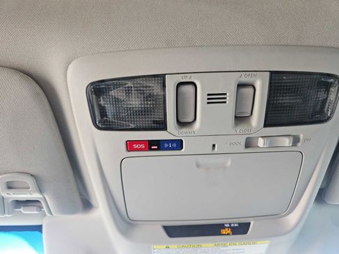 Used 2019 Subaru Outback 3.6R Touring w/ Popular Package #3A image 19