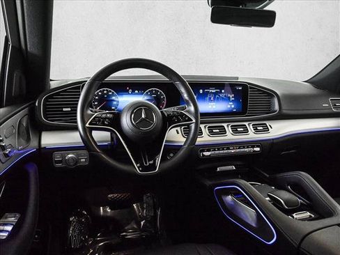 Used 2026 Mercedes-Benz GLS 450 4MATIC image 20