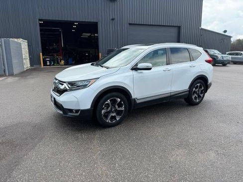Used 2019 Honda CR-V Touring image 2