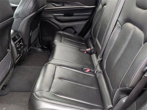 Used 2024 Jeep Grand Cherokee Limited image 26