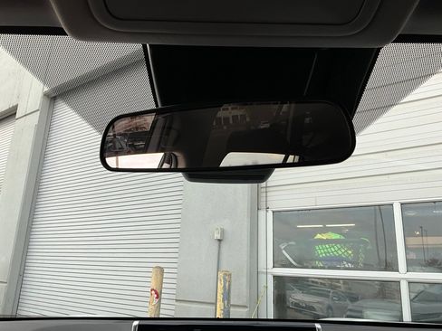 Used 2025 Toyota RAV4 XLE image 18