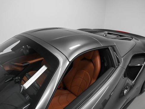 Certified 2018 Ferrari 488 Spider RWD image 77