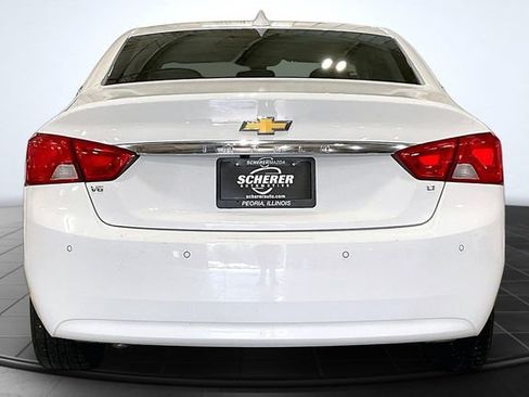 Used 2016 Chevrolet Impala LT w/ Convenience Package FWD image 4
