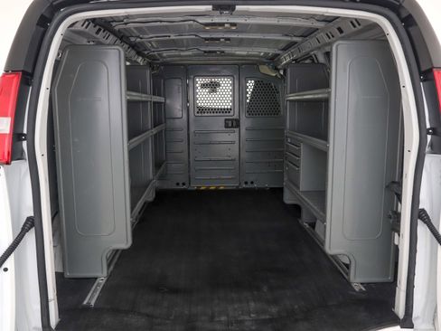 Used 2025 Chevrolet Express 2500 w/ Driver Convenience Package image 12