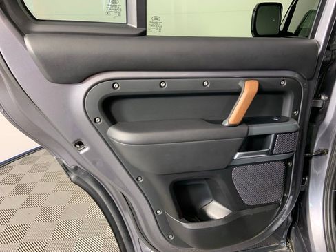 Used 2020 Land Rover Defender 110 X image 20