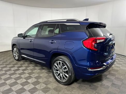 Used 2023 GMC Terrain Denali w/ Denali Premium Package image 5