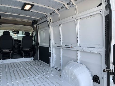 Used 2025 RAM ProMaster 2500 w/ Safety Group FWD image 11