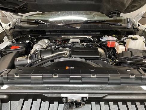 Used 2025 Chevrolet Silverado 2500 LT AWD/4WD image 94