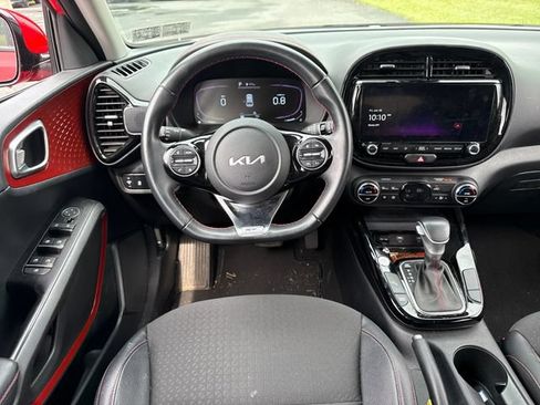 Used 2023 Kia Soul GT-Line FWD image 19