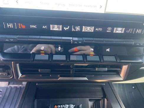 Used 2025 GMC Hummer EV 3X image 22