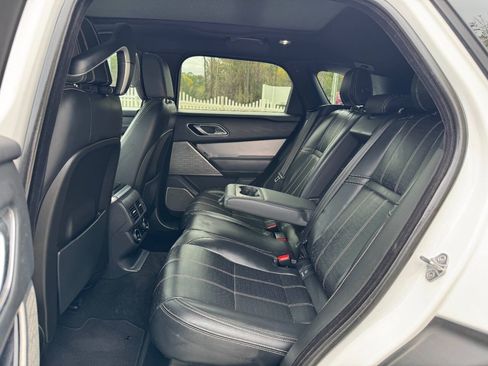 Used 2018 Land Rover Range Rover Velar R-Dynamic HSE AWD/4WD image 13