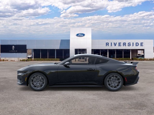 New 2026 Ford Mustang GT Premium w/ GT Performance Package RWD image 3