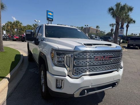 Used 2023 GMC Sierra 2500 Denali w/ Denali Ultimate Package AWD/4WD image 2