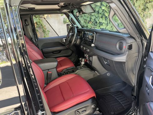 Used 2024 Jeep Wrangler Unlimited Rubicon 392 AWD/4WD image 7