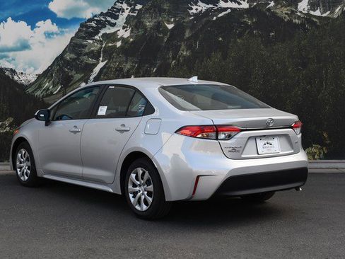 New 2026 Toyota Corolla LE image 3