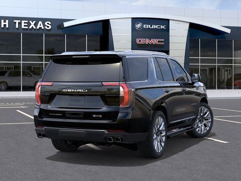 New 2026 GMC Yukon Denali Ultimate AWD/4WD image 4