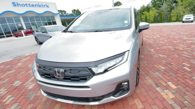 Certified 2025 Honda Odyssey EX-L image 4