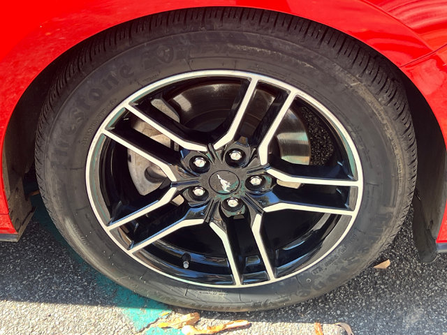 Used 2020 Ford Mustang Premium RWD image 15