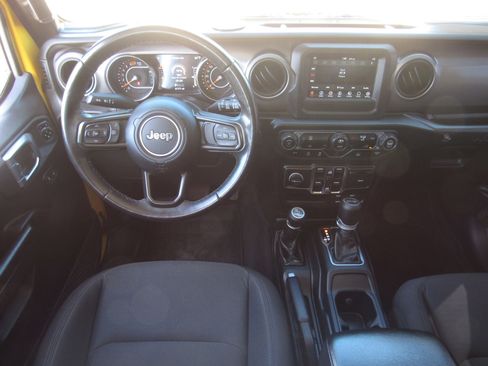 Used 2021 Jeep Wrangler Unlimited Sport image 16