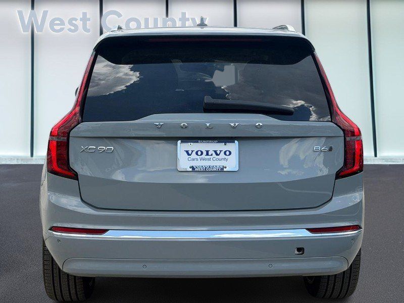 Certified 2026 Volvo XC90 B6 Plus AWD/4WD image 6