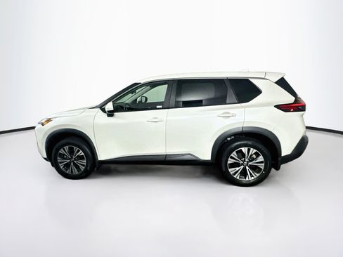 Used 2023 Nissan Rogue SV FWD image 4