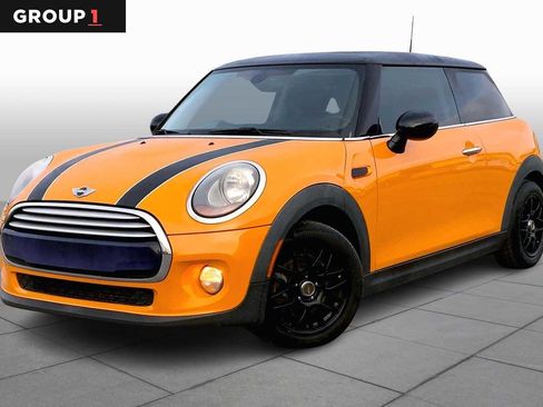 Used 2015 MINI Cooper 2-Door Hardtop image 1