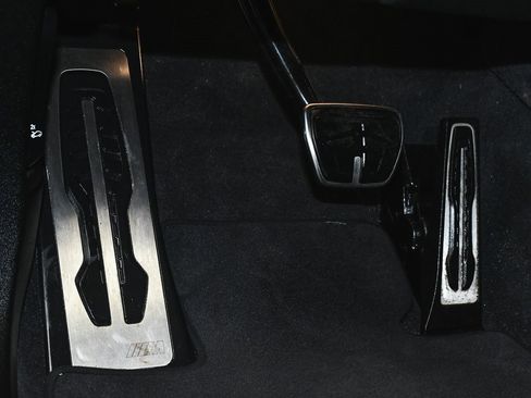 Used 2024 BMW X6 xDrive40i image 19