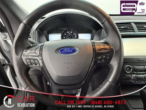 Used 2016 Ford Explorer XLT w/ Equipment Group 202A image 20