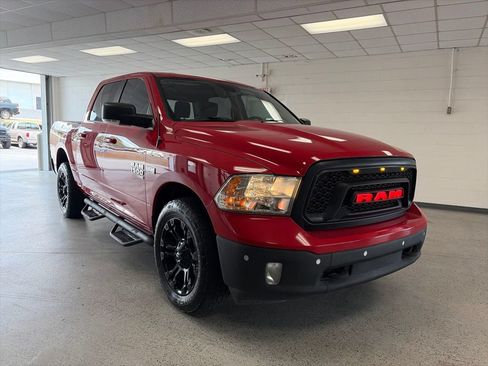 Used 2019 RAM 1500 Big Horn w/ Rambox Value Package AWD/4WD image 4