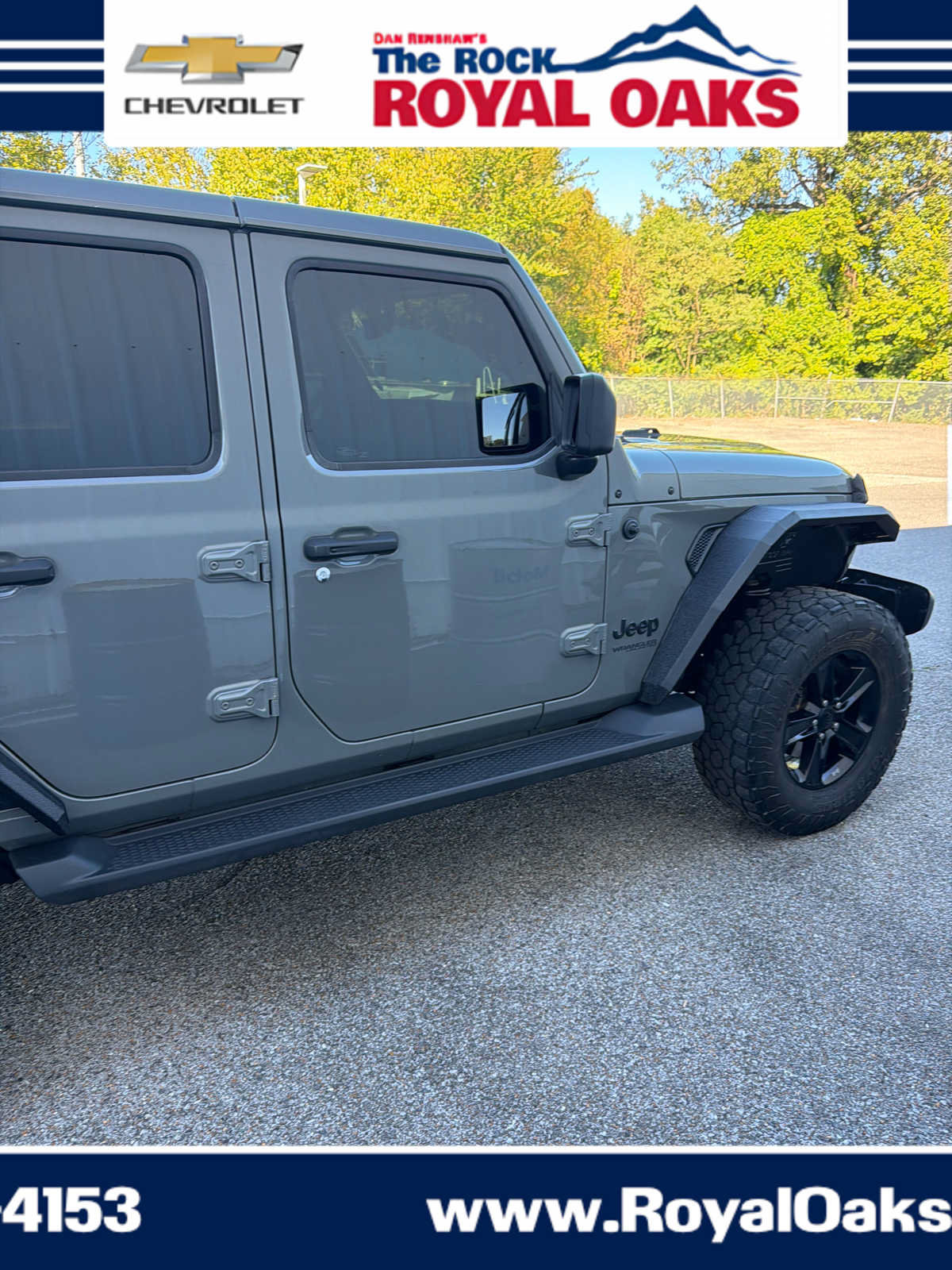Used 2020 Jeep Wrangler Unlimited Sahara AWD/4WD image 14