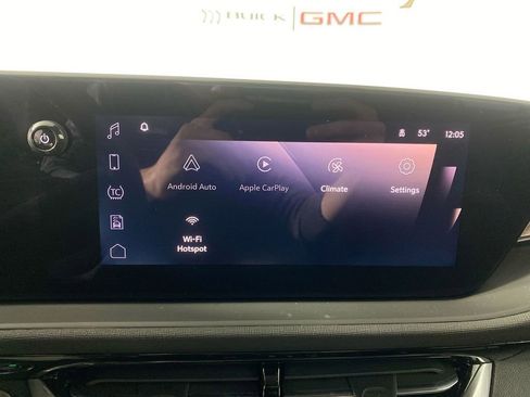 Used 2024 Buick Envista Sport Touring w/ Convenience I Package FWD image 16