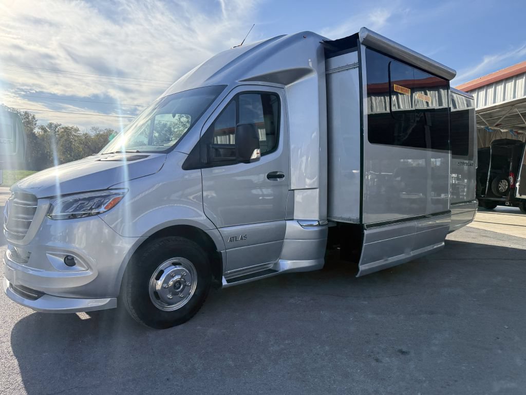 Used 2020 Mercedes-Benz Sprinter 3500 image 7