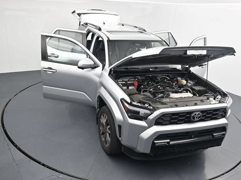 Used 2025 Toyota 4Runner TRD Sport Premium AWD/4WD image 25