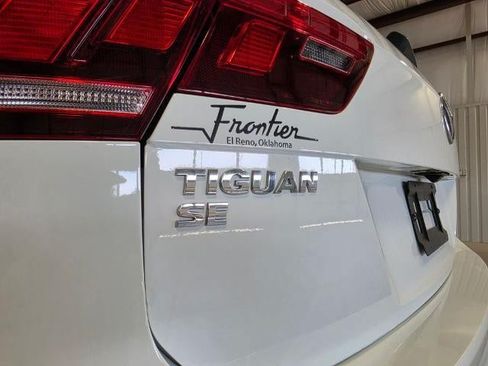 Used 2020 Volkswagen Tiguan SE FWD image 11