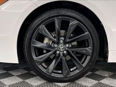 Used 2024 Toyota Corolla SE FWD image 8