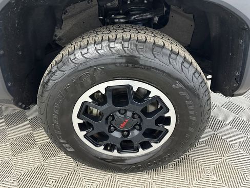 Used 2024 Toyota Tacoma TRD Off-Road AWD/4WD image 12