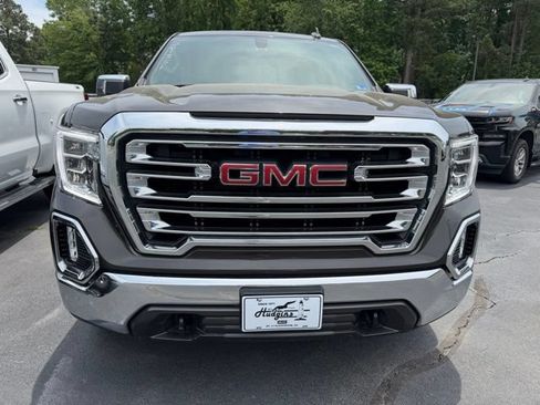 Used 2021 GMC Sierra 1500 SLT w/ X31 Off-Road Package AWD/4WD image 2
