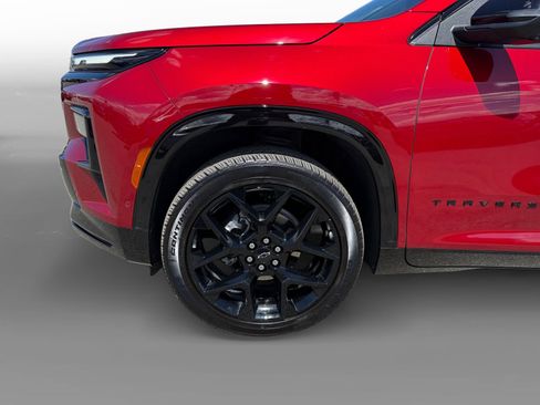 Used 2024 Chevrolet Traverse RS w/ LPO, Floor Liner Package AWD/4WD image 9