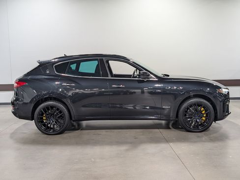 Used 2019 Maserati Levante S GranSport AWD/4WD image 2