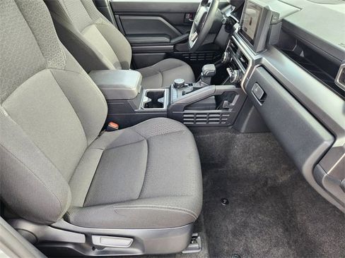 Used 2025 Toyota 4Runner SR5 image 14