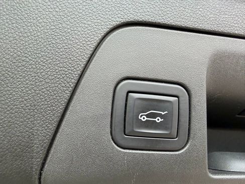 Certified 2024 Buick Envision Sport Touring AWD/4WD image 11